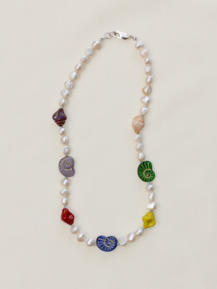 Concha Necklace