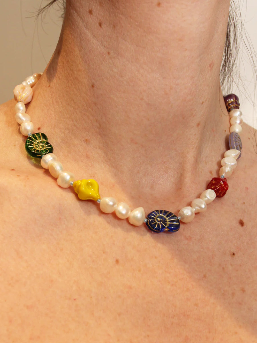 Concha Necklace