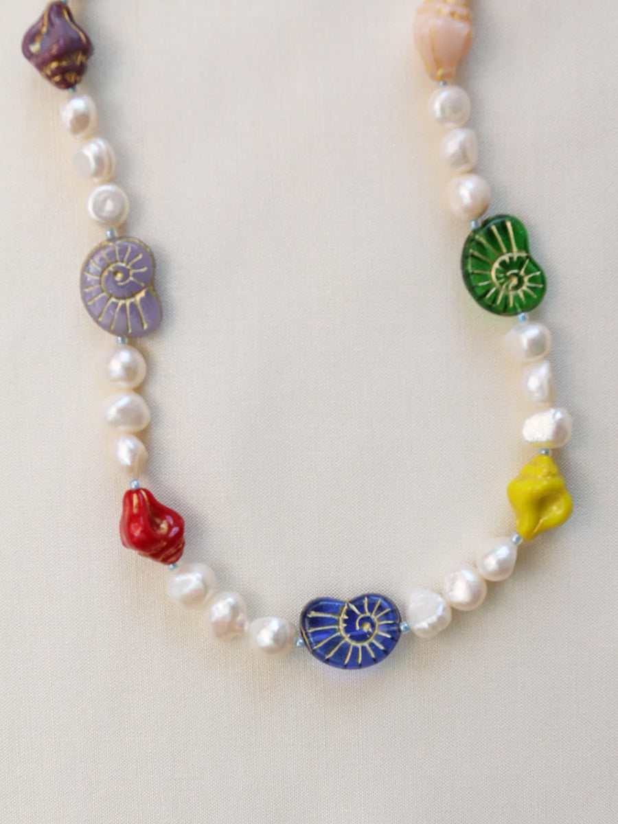 Concha Necklace
