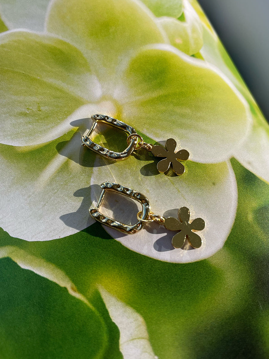 Daisy Earrings