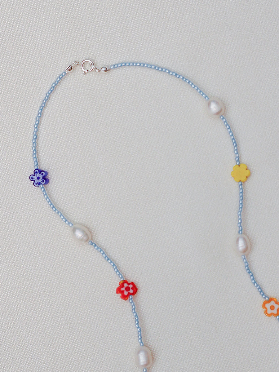 Daisy Necklace Blue