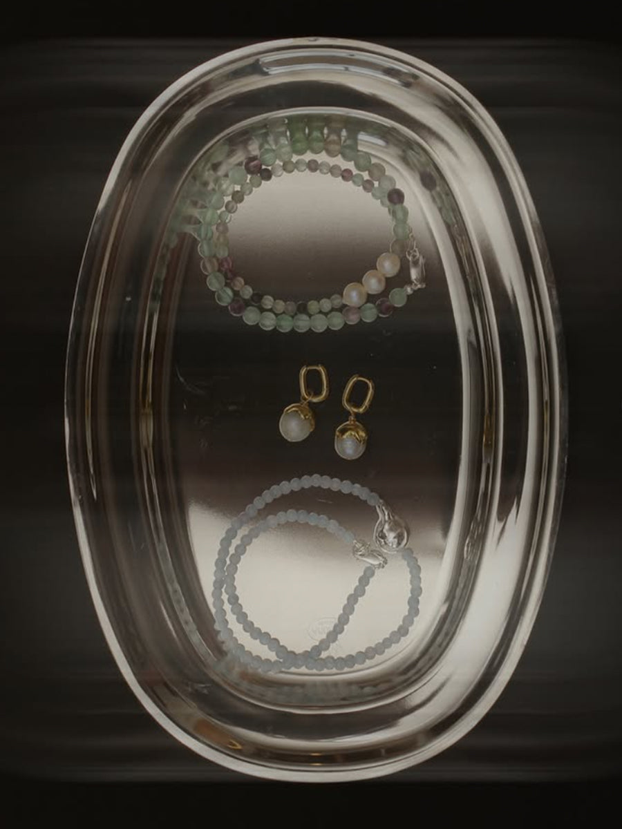 Pearl Drip Huggies Gold